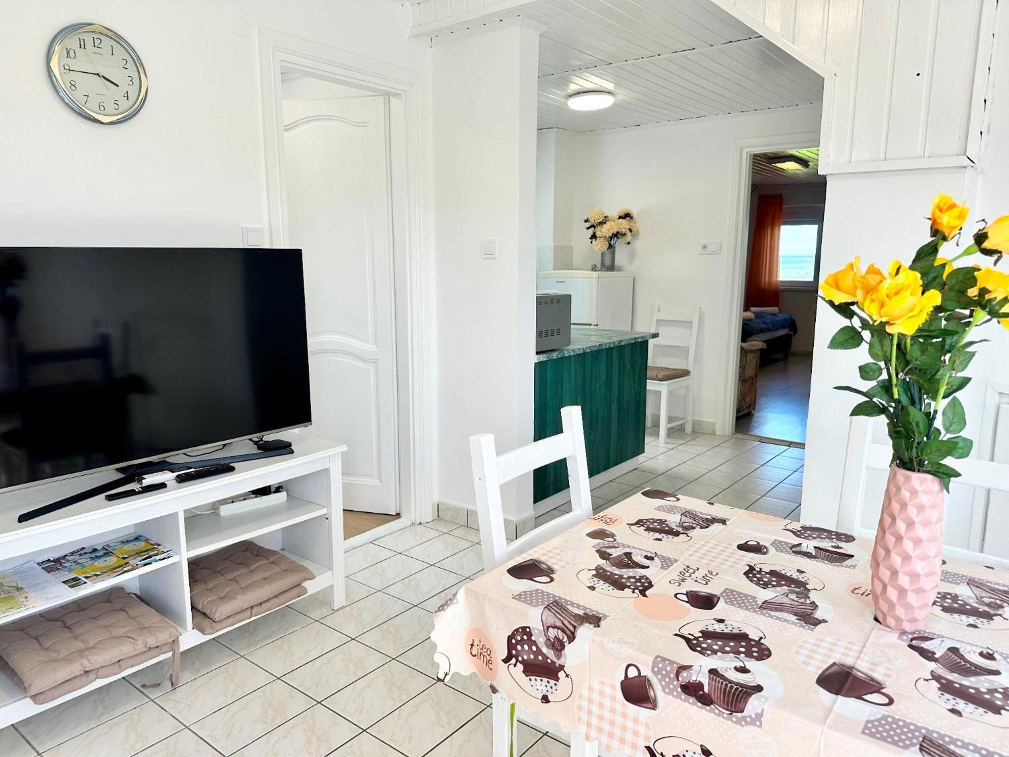 Szent Orban Panzio - Kutyabarat Apartmanok Zalakaros Exteriör bild